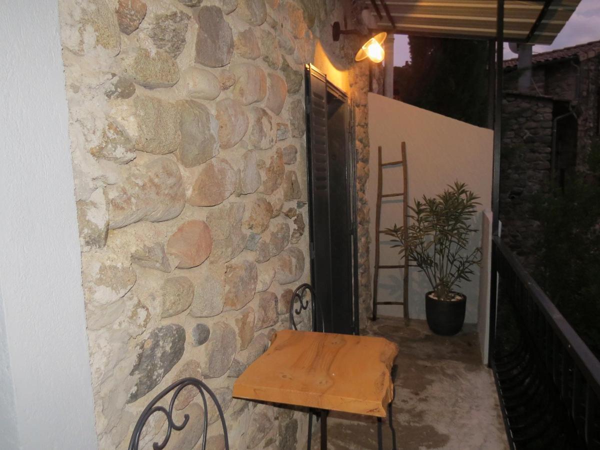 Bed and Breakfast Chez Cecile Et Mickael Saint-Fortunat-sur-Eyrieux Экстерьер фото